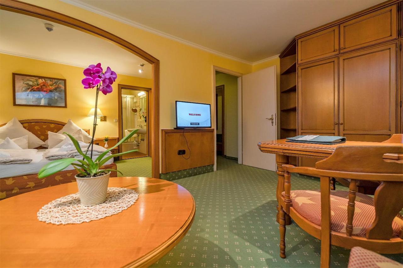 Parkhotel טראונשטיין מראה חיצוני תמונה