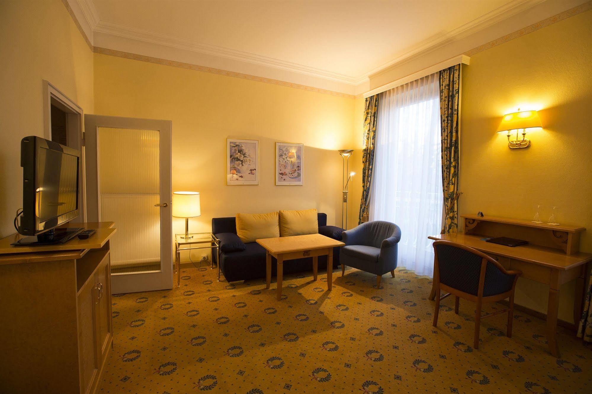 Parkhotel טראונשטיין מראה חיצוני תמונה